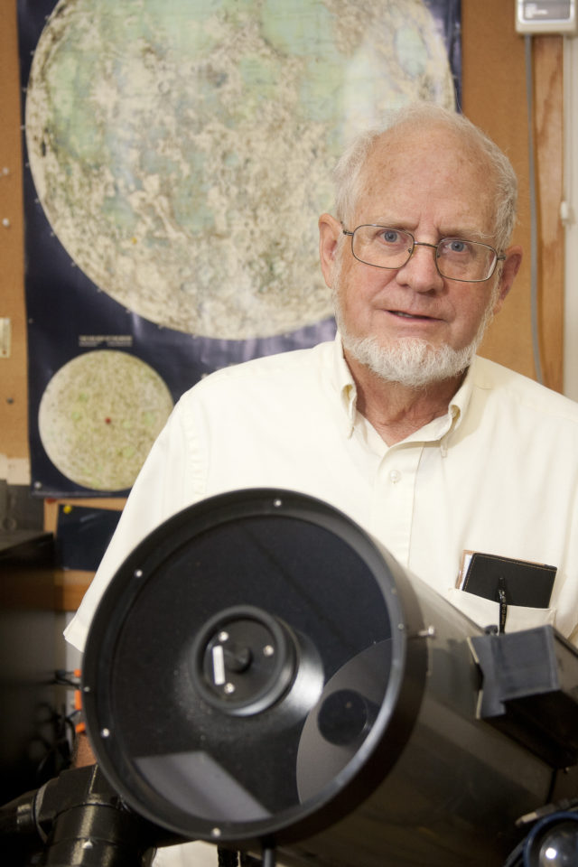 Retired science professor Donald Collins has sent the âPhysics Photo of the Weekâ to campus community members since 2004.