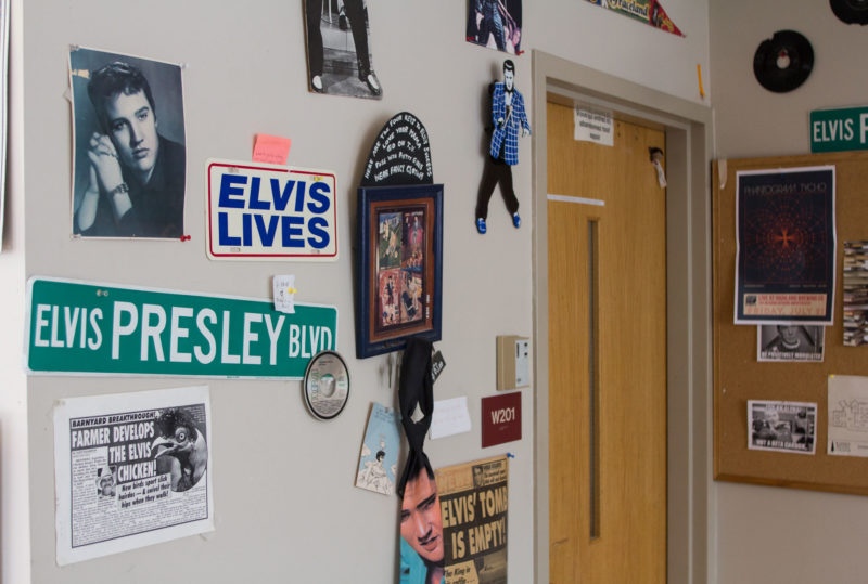 Elvis Lounge