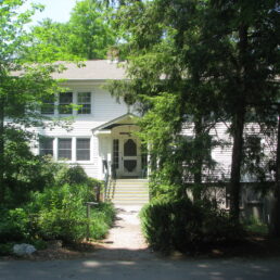 The front entrance to the St. Clair Guest House